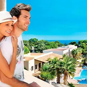 **** Apartahotel Villaggio Cala Mancina Italia